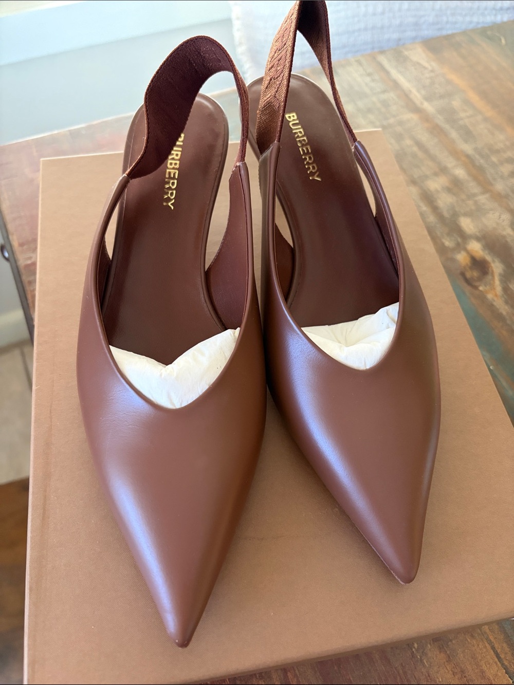 NEW Burberry Malinda Tan Leather Pointed-Toe Slingback Heels size 38